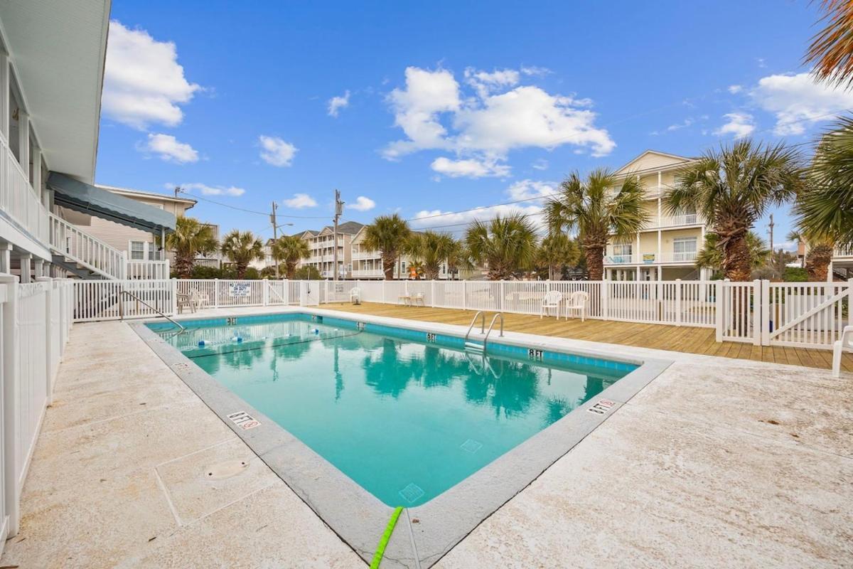 Cherry Grove Efficiency Just Steps From The Beach Myrtle Beach Exterior foto